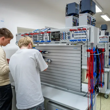 Mechatronik - VOŠ, SPŠ automobilní a technická