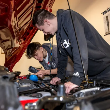 Autoelektrikář - VOŠ, SPŠ automobilní a technická