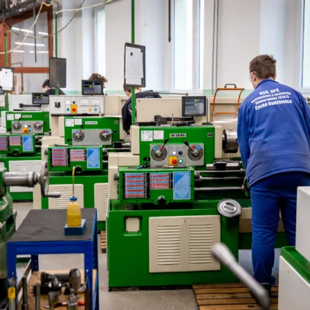 VOŠ, SPŠ automobilní a technická - VOŠ, SPŠ automobilní a technická
