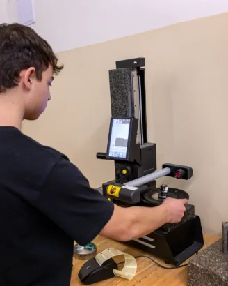 Mechanik seřizovač - VOŠ, SPŠ automobilní a technická