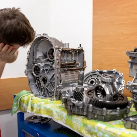 Mechanik opravář motorových vozidel - VOŠ, SPŠ automobilní a technická