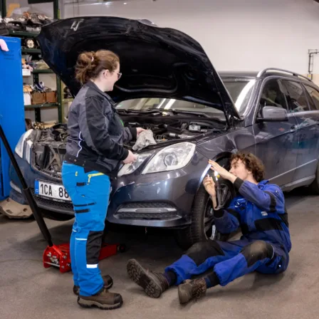VOŠ, SPŠ automobilní a technická - VOŠ, SPŠ automobilní a technická