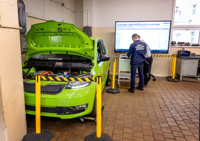 STK / EMISE - VOŠ, SPŠ automobilní a technická