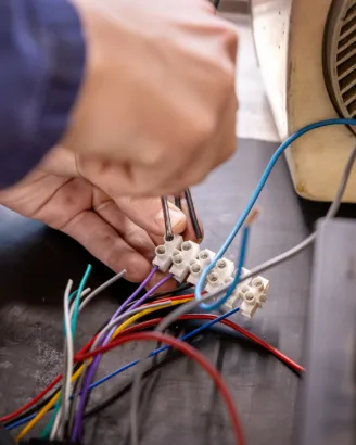 Diagnostika motorových vozidel - VOŠ, SPŠ automobilní a technická