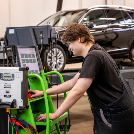 Autoelektrikář - VOŠ, SPŠ automobilní a technická