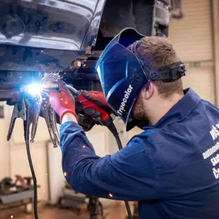 VOŠ, SPŠ automobilní a technická - VOŠ, SPŠ automobilní a technická