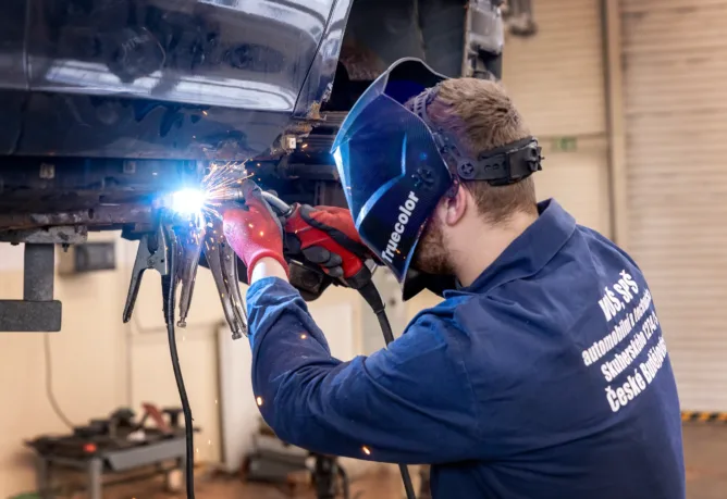 Karosář - VOŠ, SPŠ automobilní a technická
