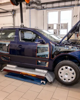 Karosář - VOŠ, SPŠ automobilní a technická