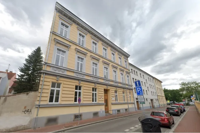 Knihovna - VOŠ, SPŠ automobilní a technická