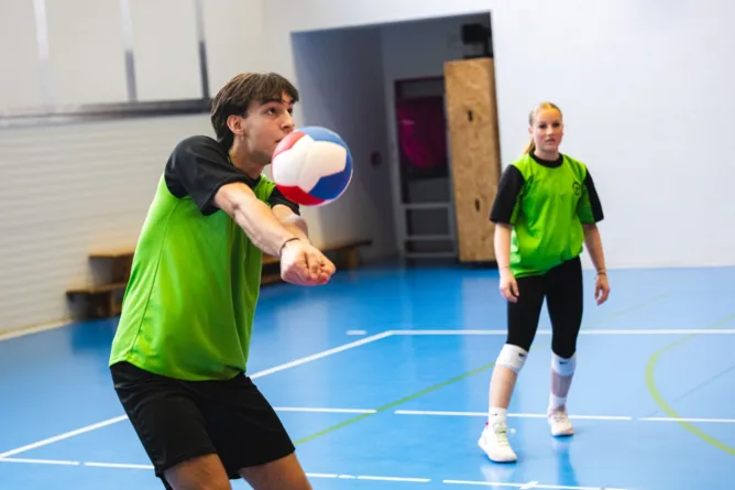 Uchazeč - VOŠ, SPŠ automobilní a technická