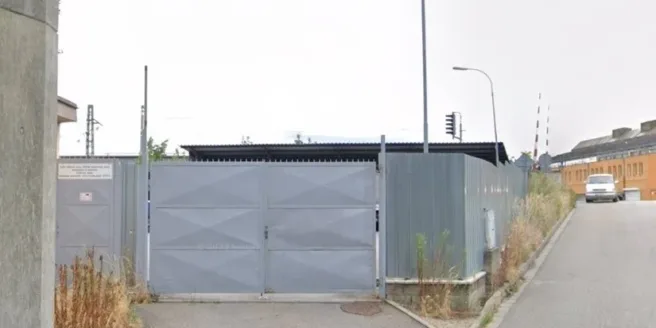 Budovy školy - VOŠ, SPŠ automobilní a technická