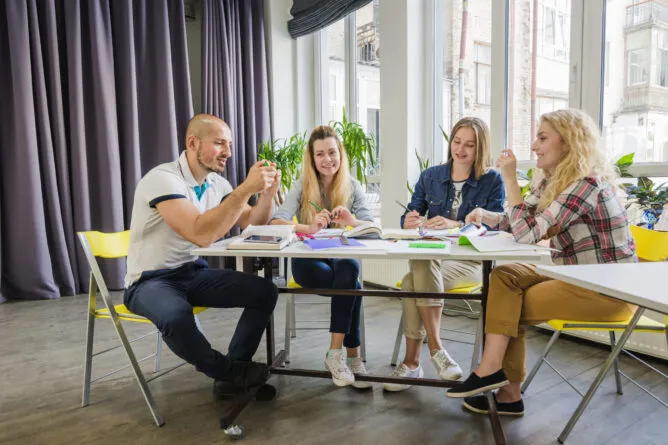 Spolek rodičů - VOŠ, SPŠ automobilní a technická