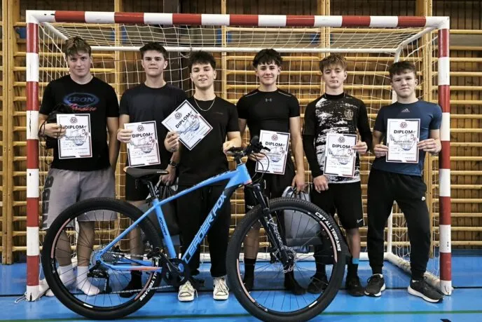 VOŠ, SPŠ automobilní a technická - VOŠ, SPŠ automobilní a technická