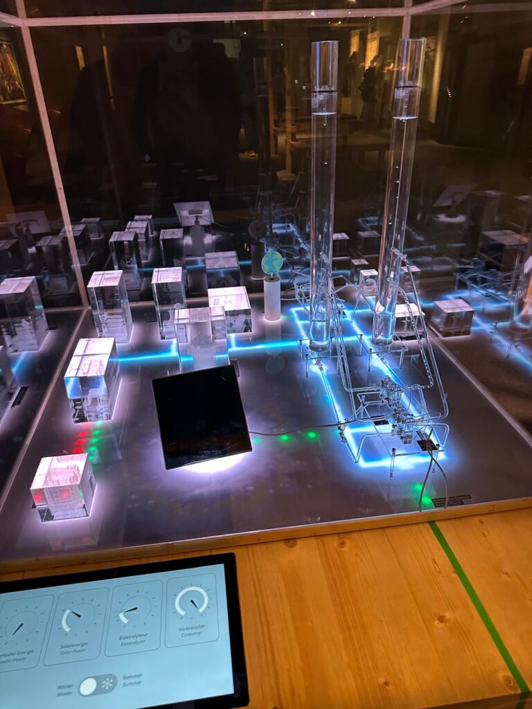 VL1 vyrazila do Lince - VOŠ, SPŠ automobilní a technická