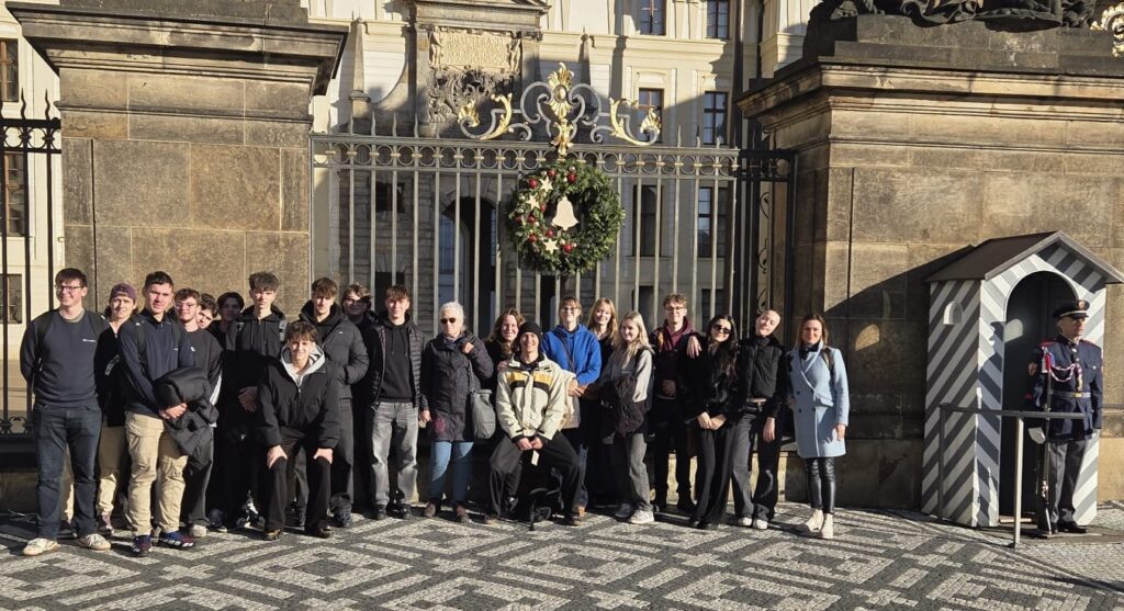 D4b v Praze: angličtina v praxi - VOŠ, SPŠ automobilní a technická