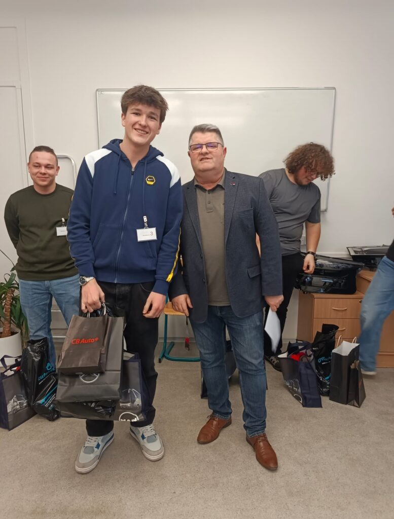 Automechanik Junior - Krajské kolo - VOŠ, SPŠ automobilní a technická