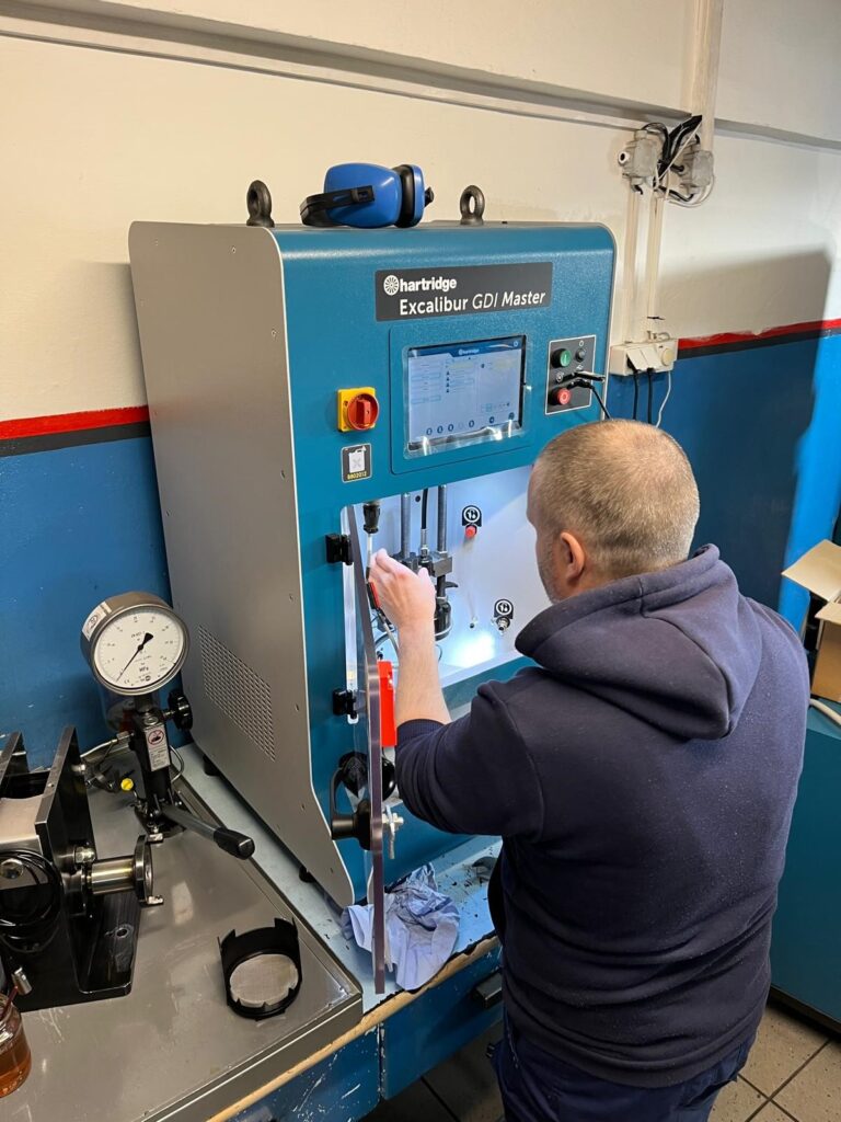 Studenti VOŠ se podívali do praxe - VOŠ, SPŠ automobilní a technická