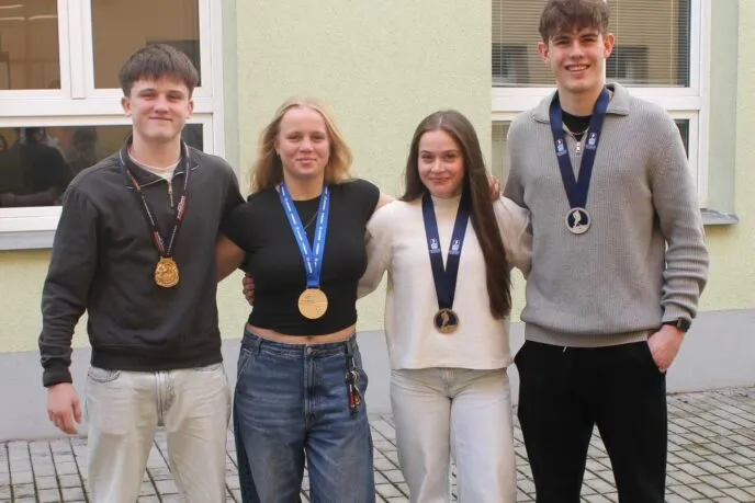 VOŠ, SPŠ automobilní a technická - VOŠ, SPŠ automobilní a technická