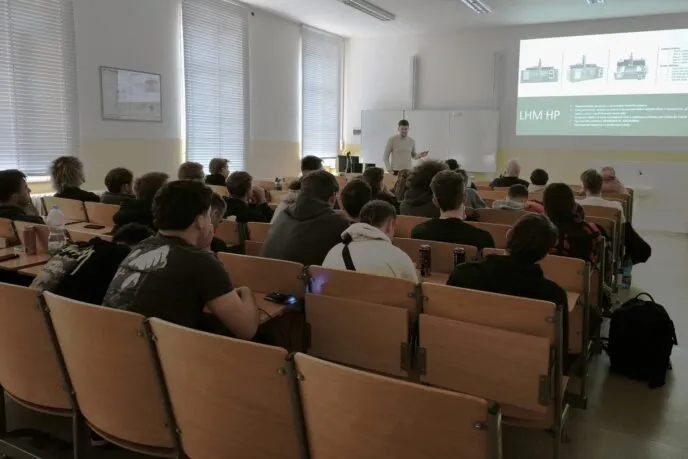 VOŠ, SPŠ automobilní a technická - VOŠ, SPŠ automobilní a technická