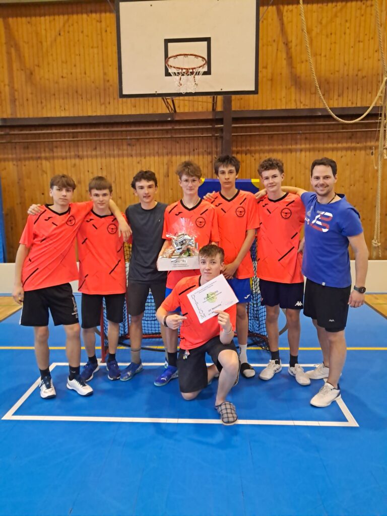 Domov mládeže skončil na 2.místě - VOŠ, SPŠ automobilní a technická