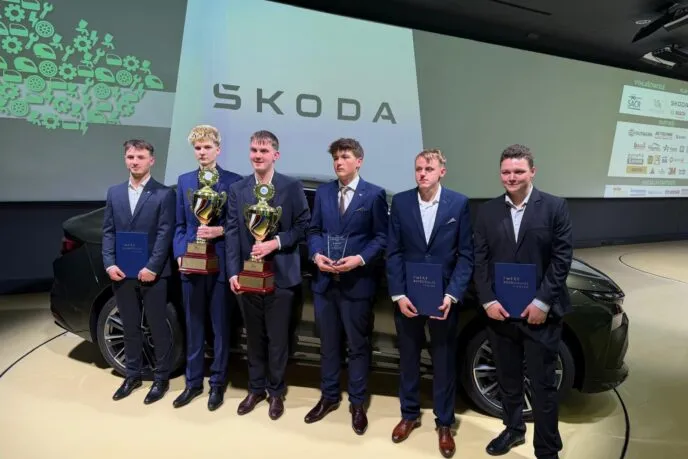 VOŠ, SPŠ automobilní a technická - VOŠ, SPŠ automobilní a technická