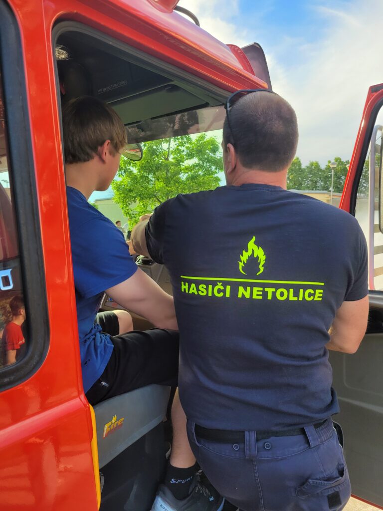 Hasičská technika z Netolic - VOŠ, SPŠ automobilní a technická