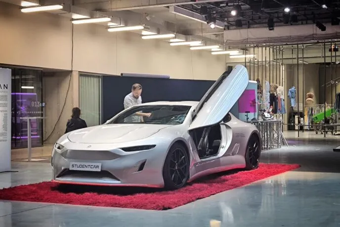 VOŠ, SPŠ automobilní a technická - VOŠ, SPŠ automobilní a technická